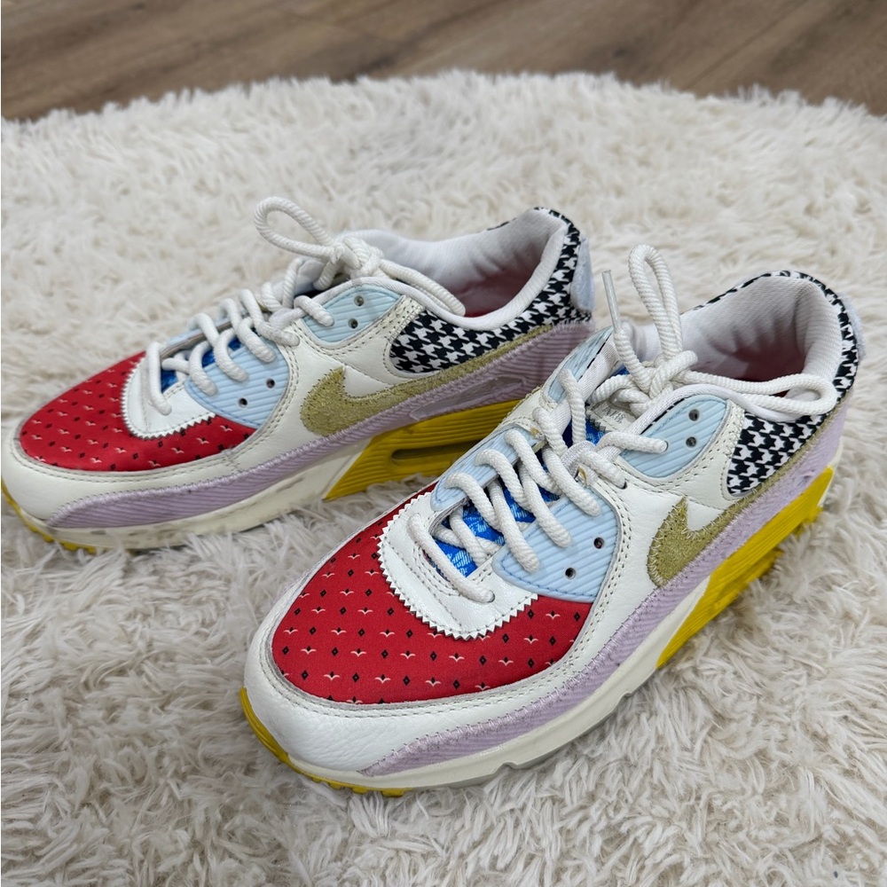 Nike Women's Sneakers Red and Yellow